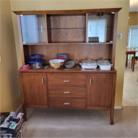 Modern style Buffet and Hutch