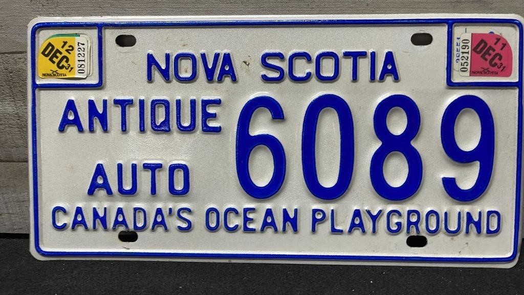Nova Scotia Antique Auto License Plate 6089