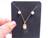 14kt Gold 3pc Pearl 15" Necklace~Earrings 2.7g