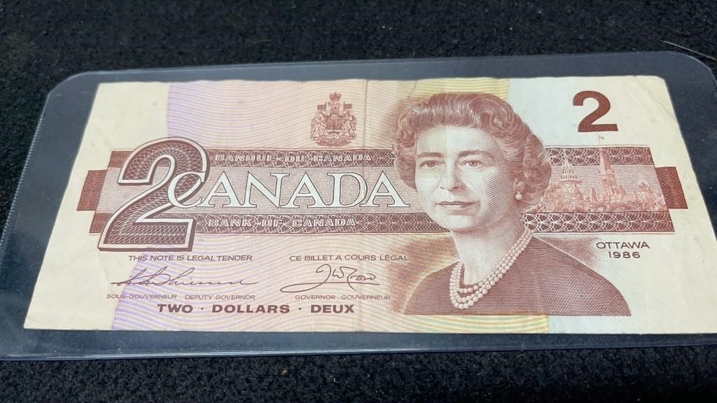 Circulated 1986 Canadian 2 Dollar Bill