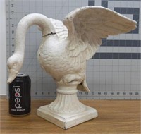 Cast iron goose statue (needs repair)