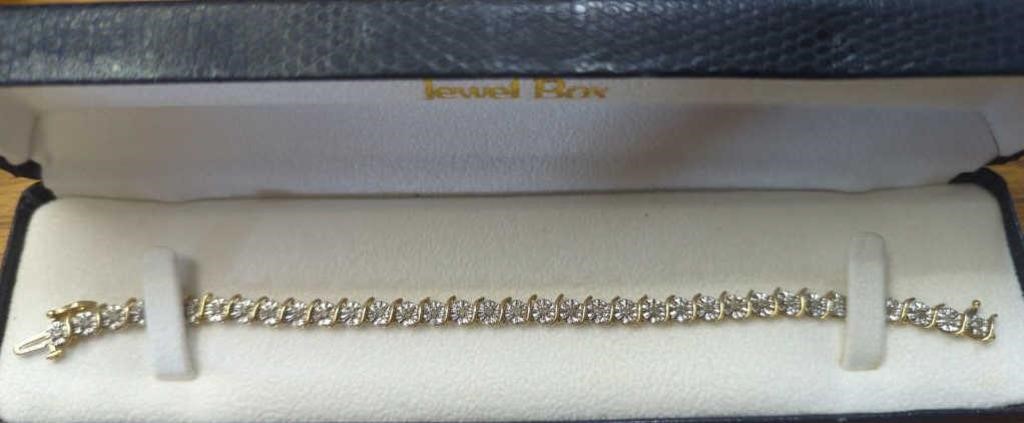 14k tennis bracelet with diamonds?