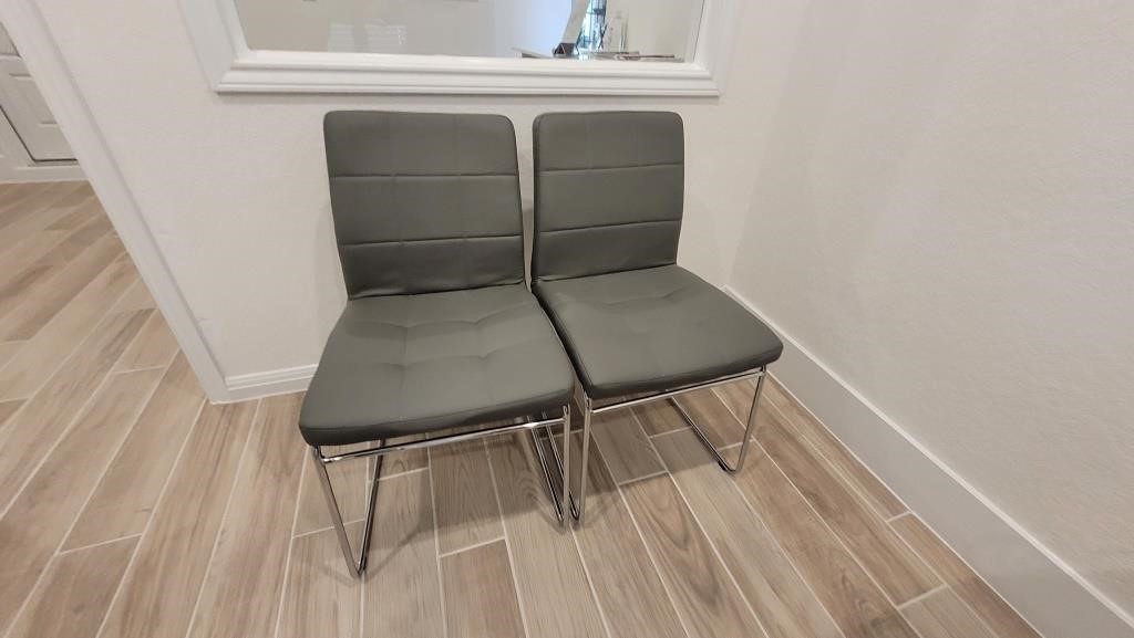 2PC OFFICE CHAIRS