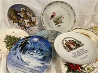Lot of Christmas 8 collectors plates