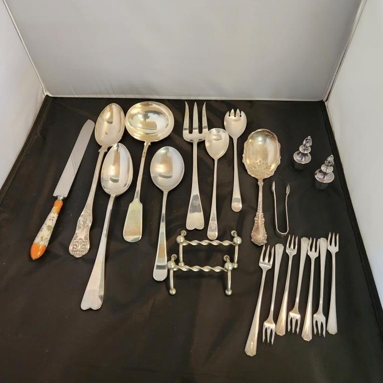 Utensils and Spoon Rests