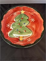 13 Christmas Plates by Studio 33; Reserve $10