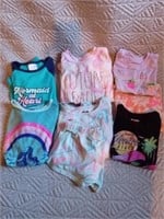 C9) size girls 6/7. Two jammies, one long sleeve,