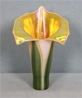 Pulled Feather Art Glass Lily Lamp Shade