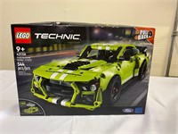 BRAND NEW LEGO Technic Ford Mustang Shelby GT 500