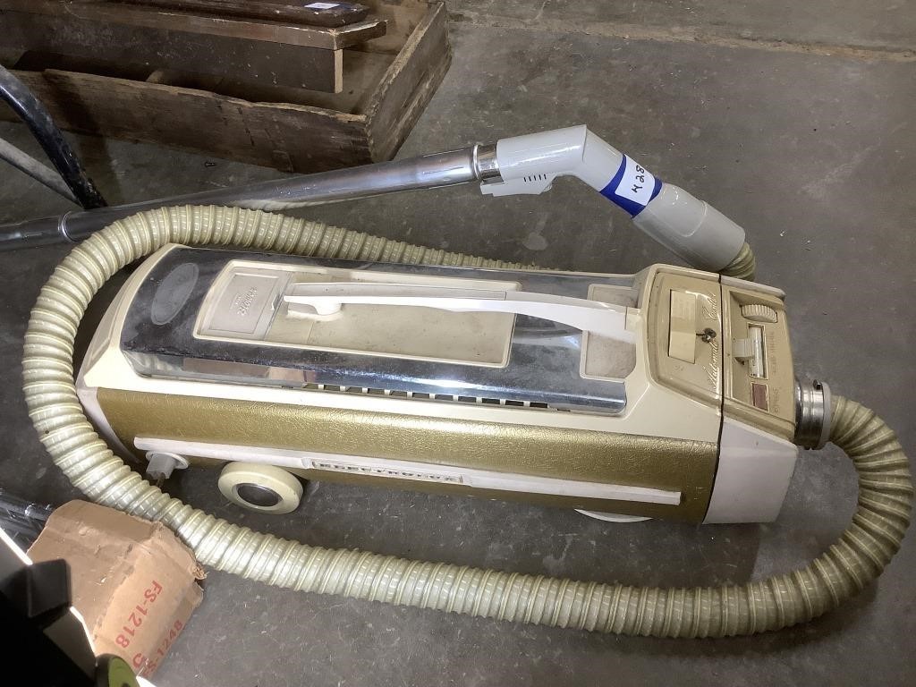Vintage Electrolux sweeper, no sweeper head