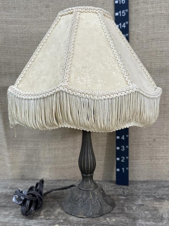 Vintage-style lamp - may need a little tinkering