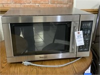 Magic Chef 1500 Watt Microwave