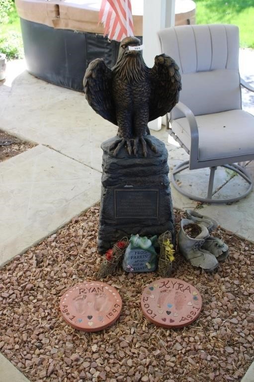 Poly eagle statue