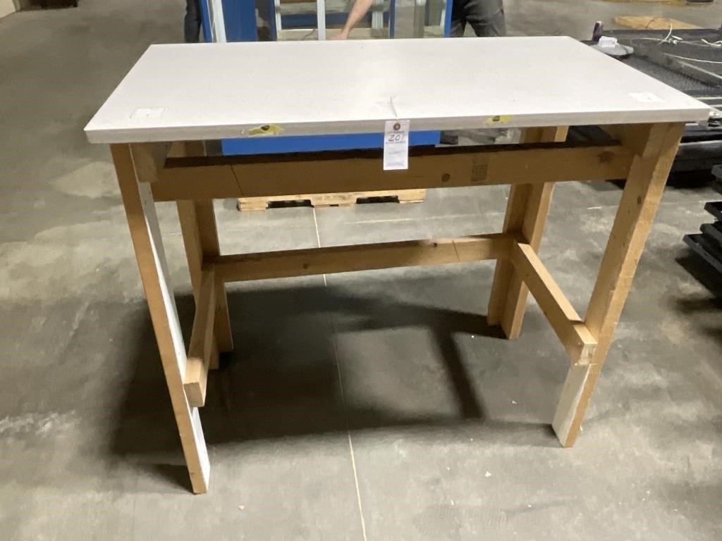 Particle Board Work Bench