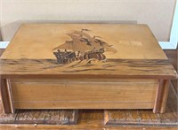 Vintage Jewelry box with carved Ship