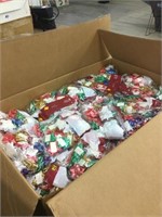 150 bags of Christmas bowls, very large box