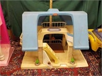 Little Tikes doll house
