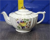 Vintage Sadler England Tea Pot