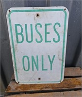 Buses only sign 12"18"