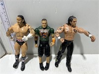 3 WWE figures