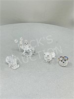 4 small crystal figurines - poodle is damaged