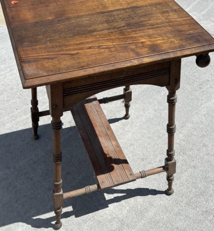 Early table with towel rack