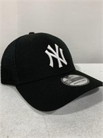 NEW YORK YANKEES CAP MEDIUM/LARGE