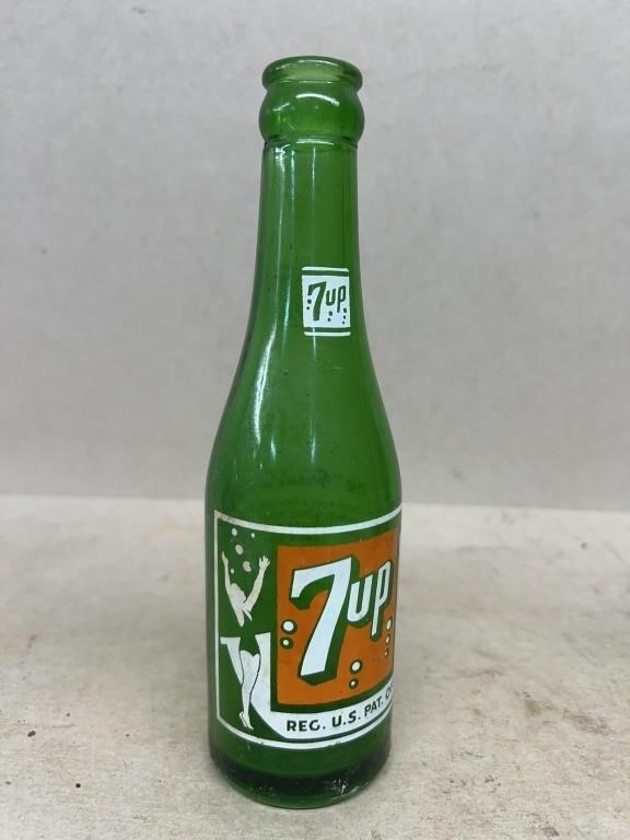 7-Up bottle vintage with bubbly girl