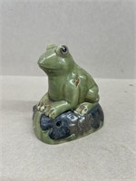 Porcelain sound making frog