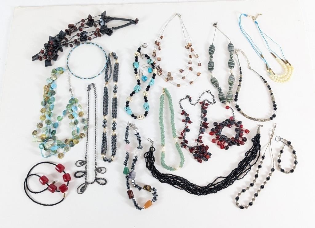 Set of Assorted Fashion Necklaces