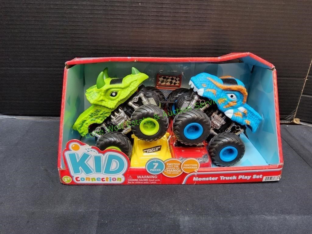 Kids Connection Monster Truck Plat Set