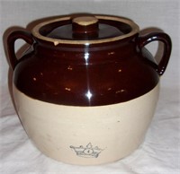 Vintage stoneware bean pot.
