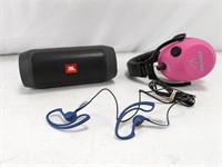(1) Speaker & Headphones Set