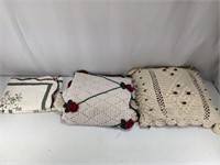(1)Cozy Crocheted Throw Blanket, Pillowcase, etc