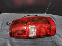 Eagle Eyes Auto Lamp GM Replacement Tail Light