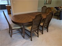 Bassett Furniture table, leaf, and 5 chairs 72x42