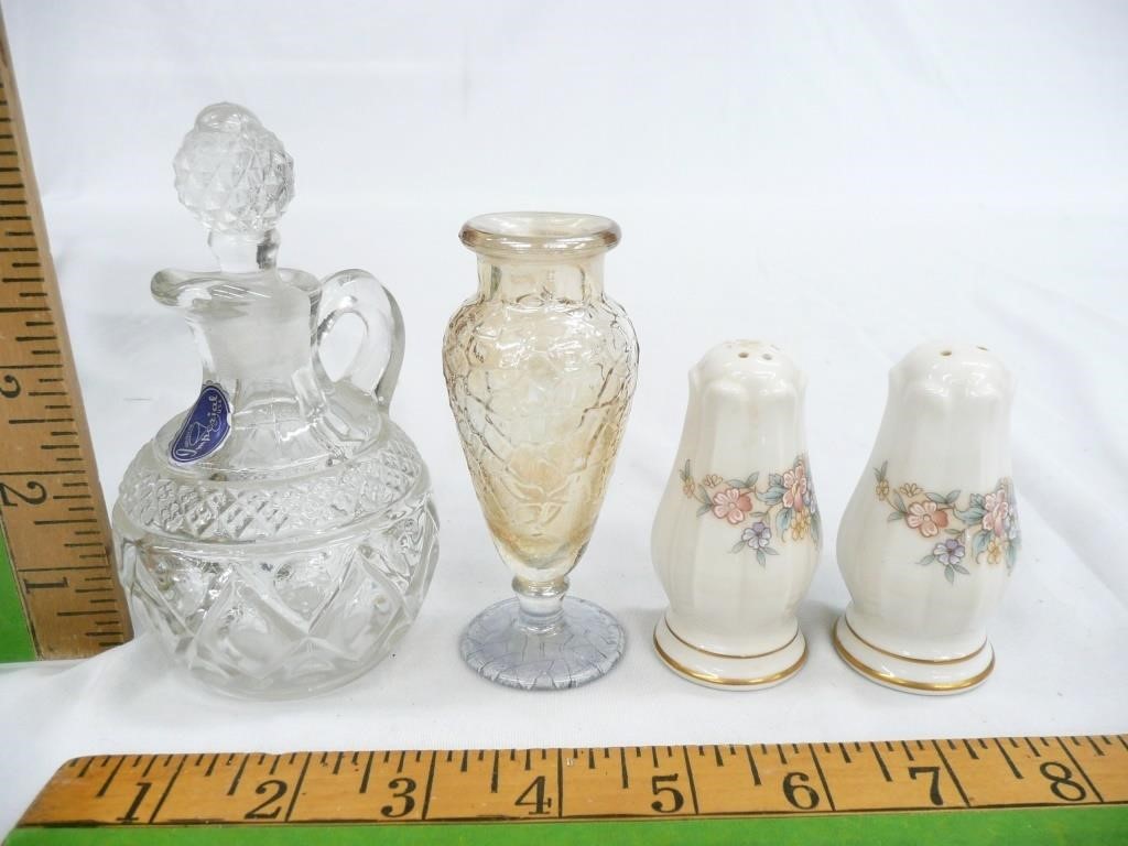Imperial Glass Carafe, Crackle Glass Vase, S&P