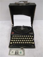 Vintage Remington Portable Manual Typewriter