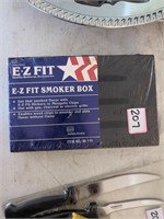 New EZ Fit smoker box