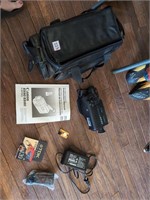 Canon ES80 camcorder w bag, charger, battery,