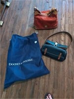Dooney & Bourke purses w bag