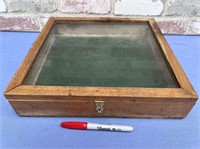 WOOD DISPLAY BOX WITH GLASS FRONT