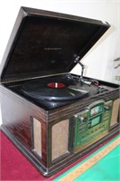 Crosley Record Player/ Radio/ Casette  / Works