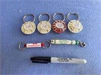 GROUPING OF VINTAGE ADVERTISING KEYCHAINS, 6 PCS