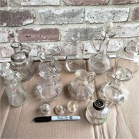 BOX LOT: ASSORTED GLASS CRUETS, PITCHERS, BOTTLES