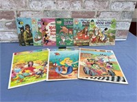 BOX LOT: DISNEY ITEMS - 6 READ ALONG BOOK WITH