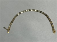 14 K "S" Link Bracelet 7 1/2"  4.9 Grams