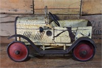 1930's Lines Bros/Triang Pedal Car