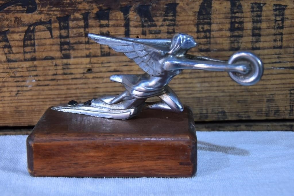 Outstretched Woman With Wings Radiator Cap