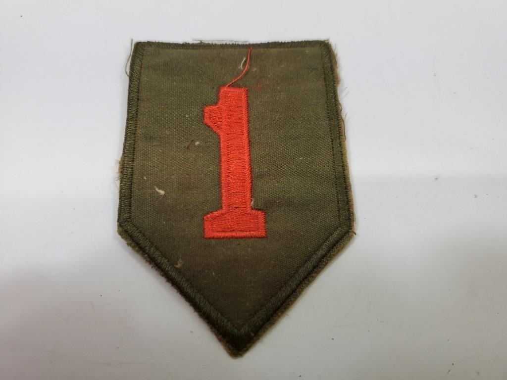 WWII US 1st INFANTRY DIVISION CLOTH PATCH